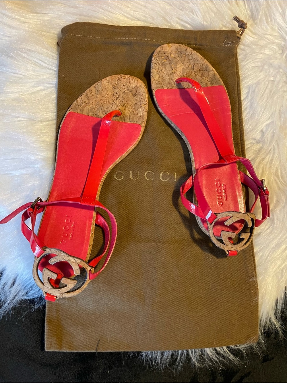 Gucci Red Leather very Cute Cork-Trim Double G Logo Sandals